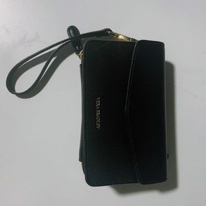 Vera Bradley wristlet